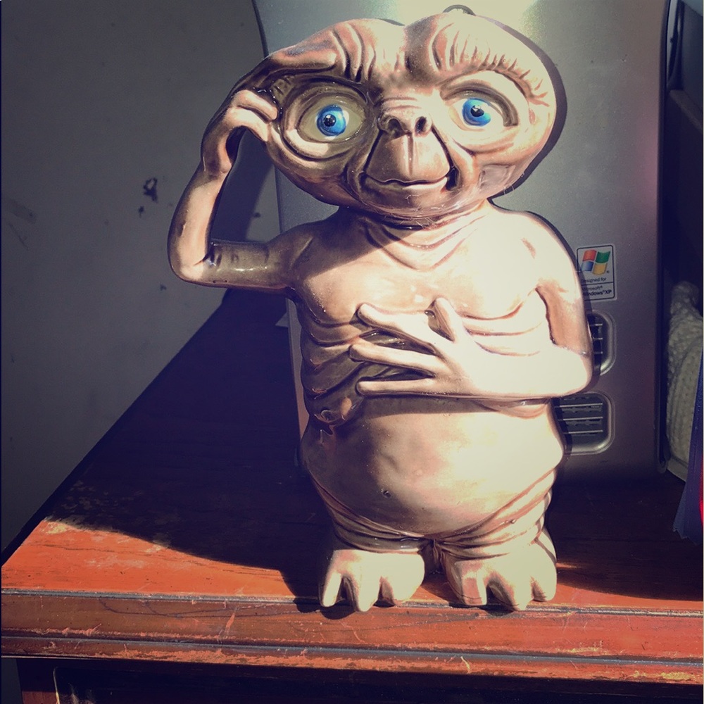 ET